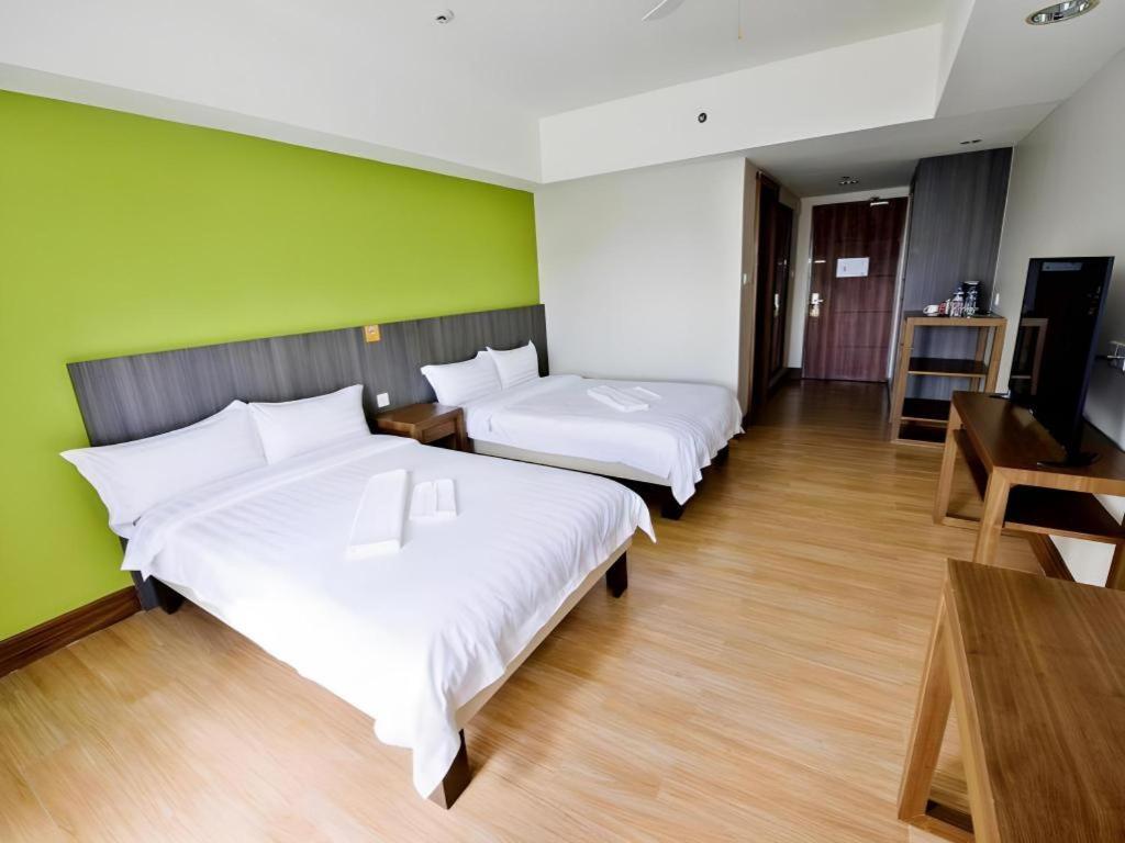 Newtown Plaza Hotel Baguio City Екстериор снимка