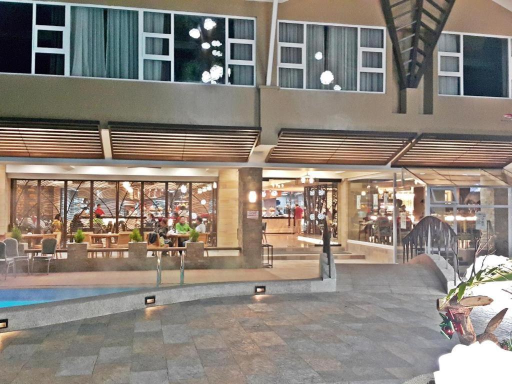 Newtown Plaza Hotel Baguio City Екстериор снимка