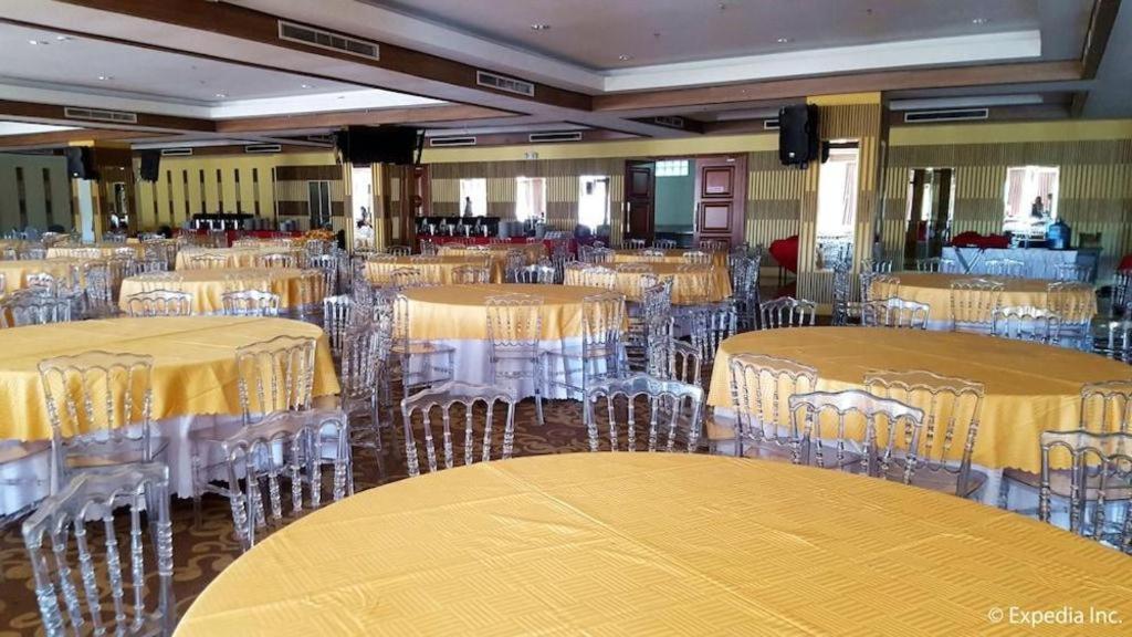 Newtown Plaza Hotel Baguio City Екстериор снимка