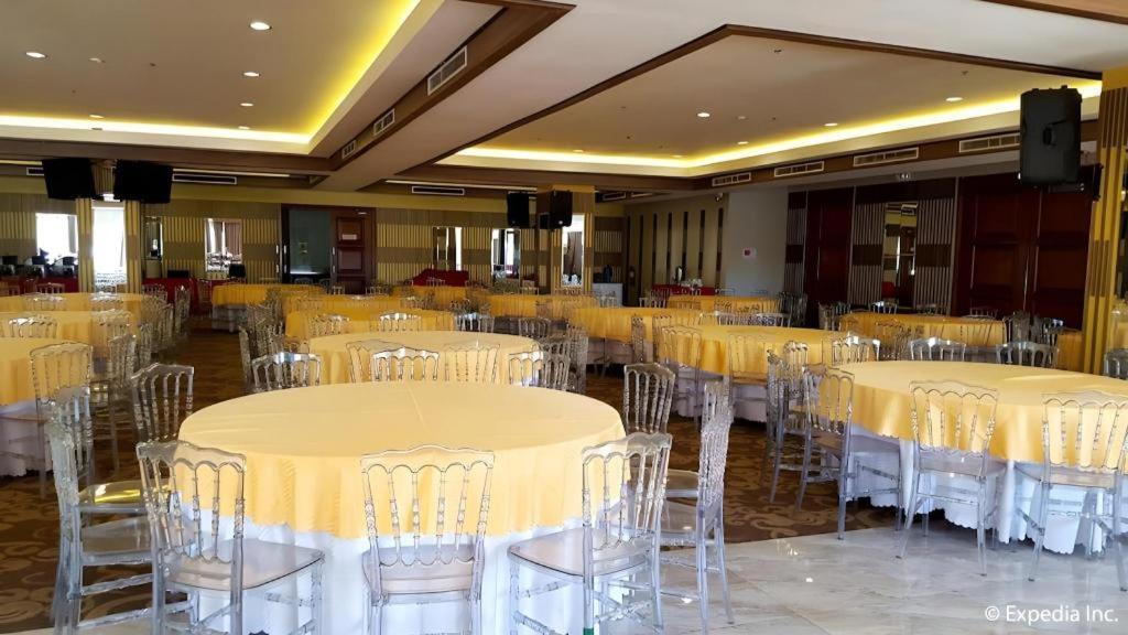 Newtown Plaza Hotel Baguio City Екстериор снимка