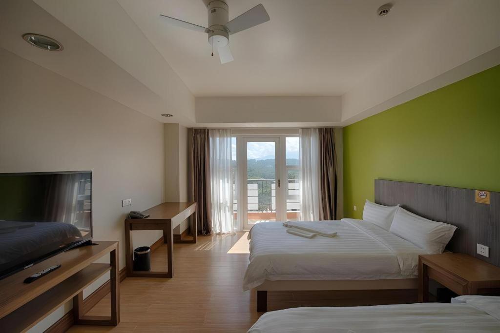 Newtown Plaza Hotel Baguio City Екстериор снимка